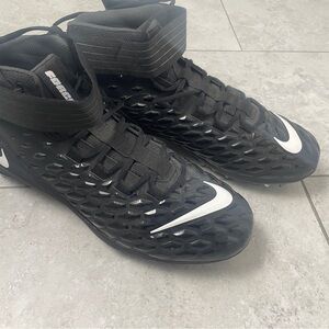 Nike Force Savage Men’s Cleats Black and White Football Size 17 W